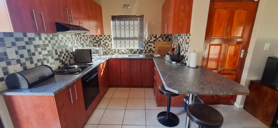 To Let 3 Bedroom Property for Rent in Hagley Western Cape